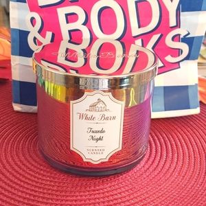 BBW Tuxedo Night 3 wick candle 🕯️